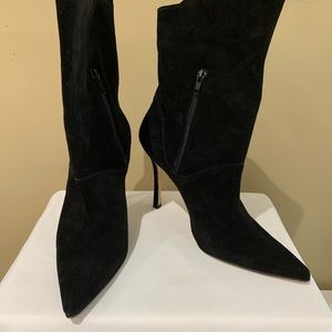 Manolo Blahnik Geniaba Suede Boot